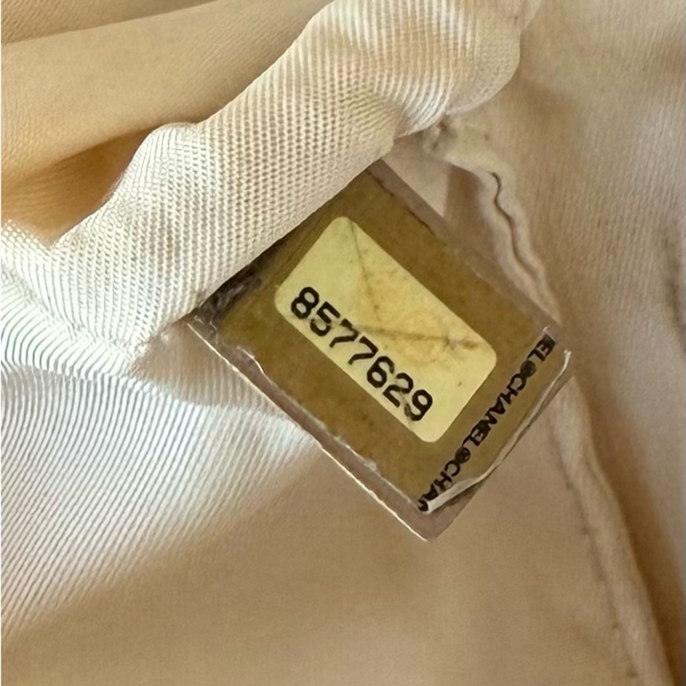 CHANEL Travel Line Beige Nylon Tote Bag - Picture 14 of 16